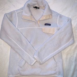 Patagonia White fleece re-tool size s